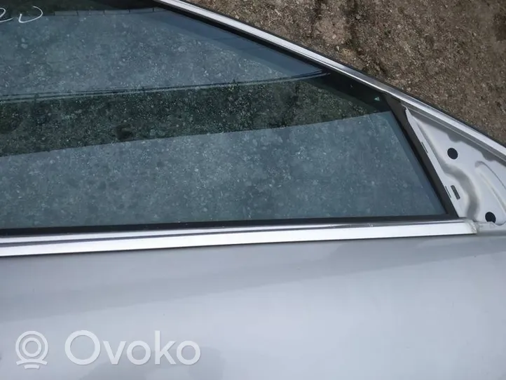 Mercedes-Benz R W251 Priekinių durų stiklo apdaila 