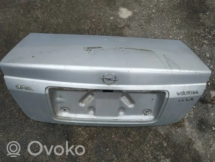 Opel Vectra B Takaluukun/tavaratilan kansi pilkas