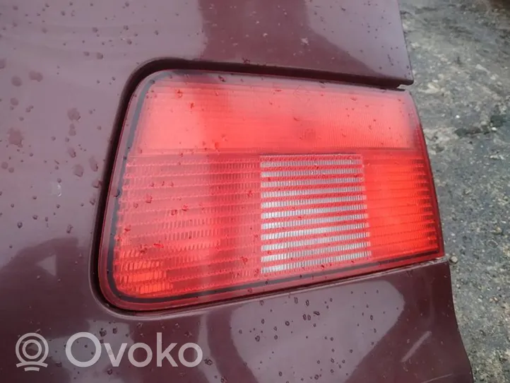 BMW 5 E39 Lampy tylnej klapy bagażnika 