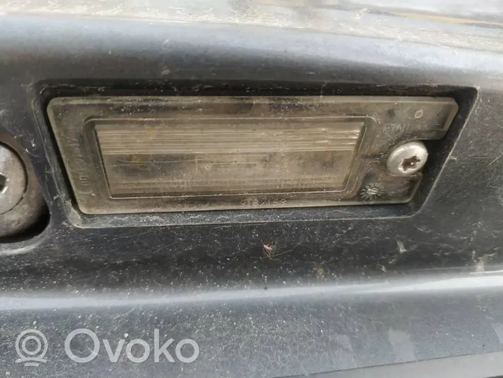 Volvo S60 Éclairage de plaque d'immatriculation 