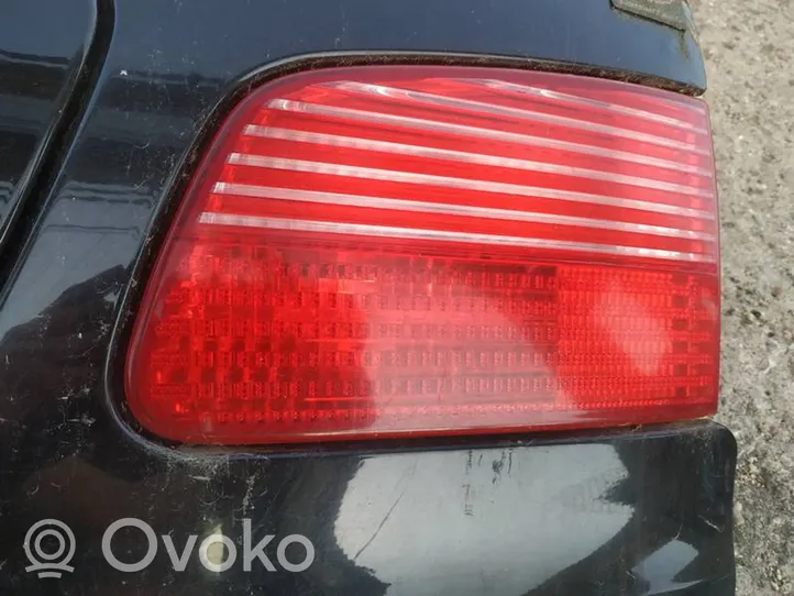 Saab 9-5 Lampy tylnej klapy bagażnika 