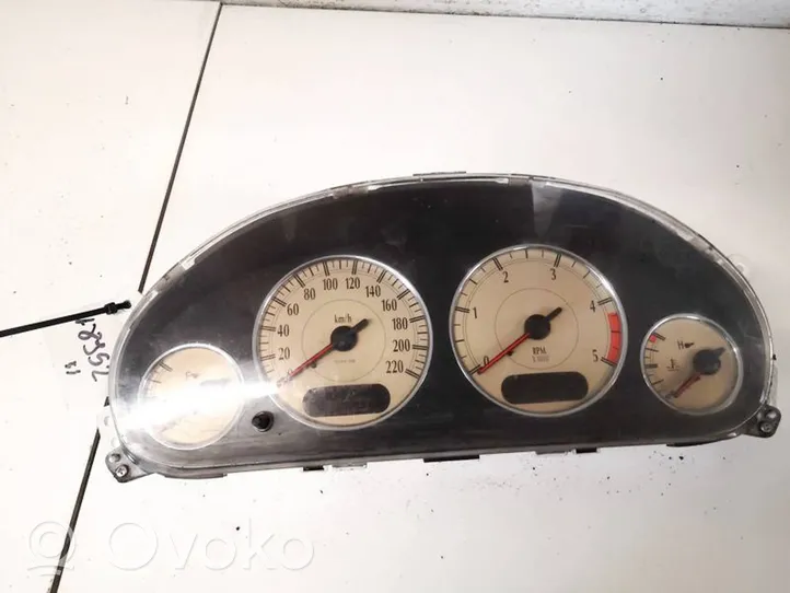 Chrysler Voyager Compteur de vitesse tableau de bord p05082826ag