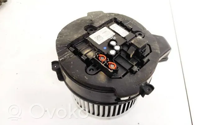 BMW 5 G30 G31 Soplador/ventilador calefacción 0130309507