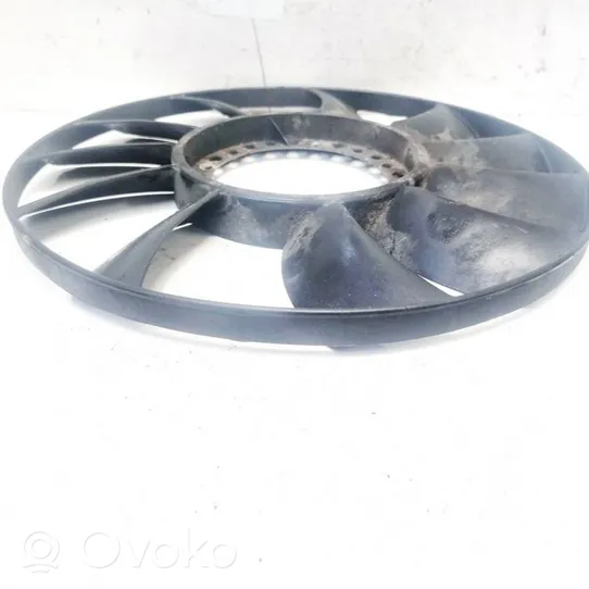 Audi A4 S4 B6 8E 8H Hélice moteur ventilateur 058121301