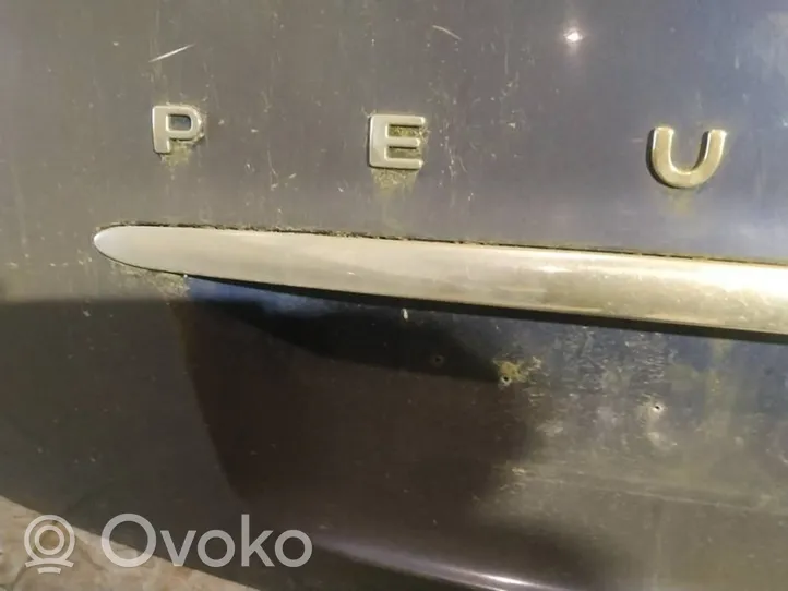 Peugeot 807 Takaluukun rekisterikilven valon palkki 