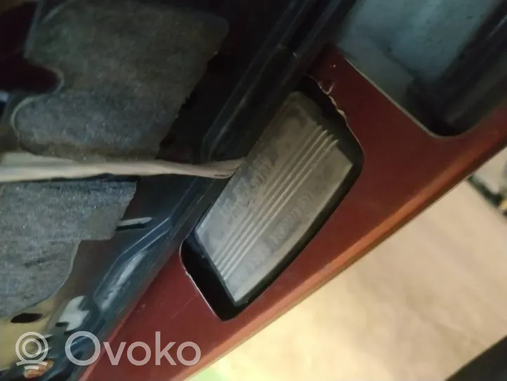 Nissan Murano Z50 Lampa oświetlenia tylnej tablicy rejestracyjnej 