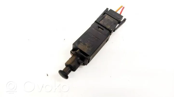 Volkswagen Golf III Interruptor sensor del pedal de freno 191945515