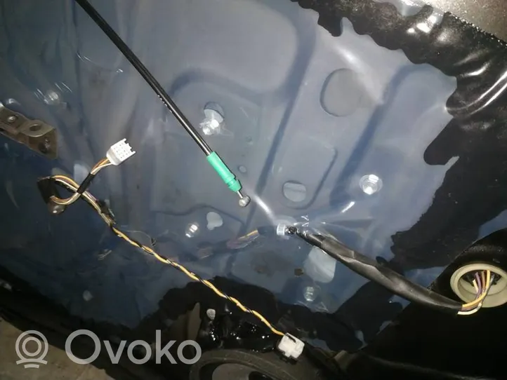 Toyota Corolla Verso AR10 Elektryczny podnośnik szyby drzwi bocznych / przesuwnych 