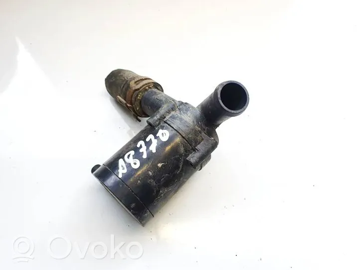 Mercedes-Benz E W212 Pompe à eau de liquide de refroidissement 9017986a