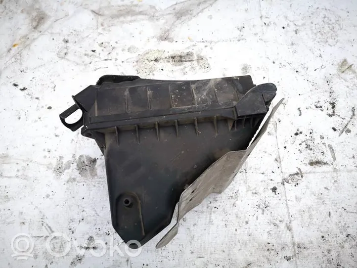 Audi A4 S4 B6 8E 8H Boîtier de filtre à air 06c133843