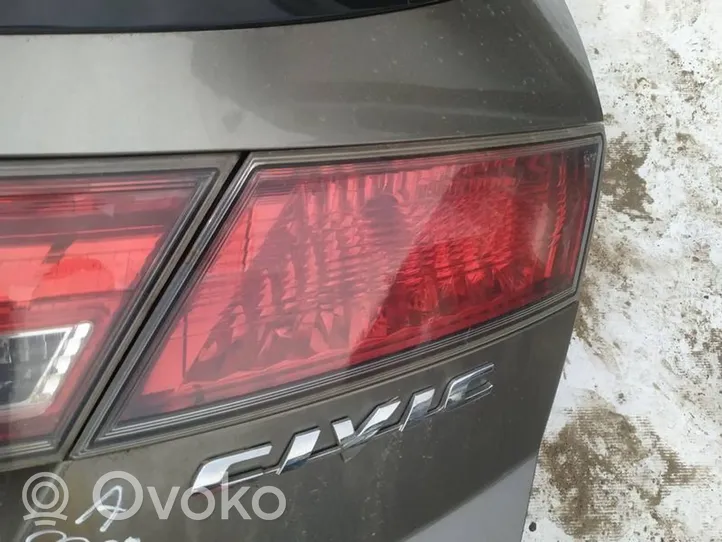 Honda Civic Galinis žibintas dangtyje 