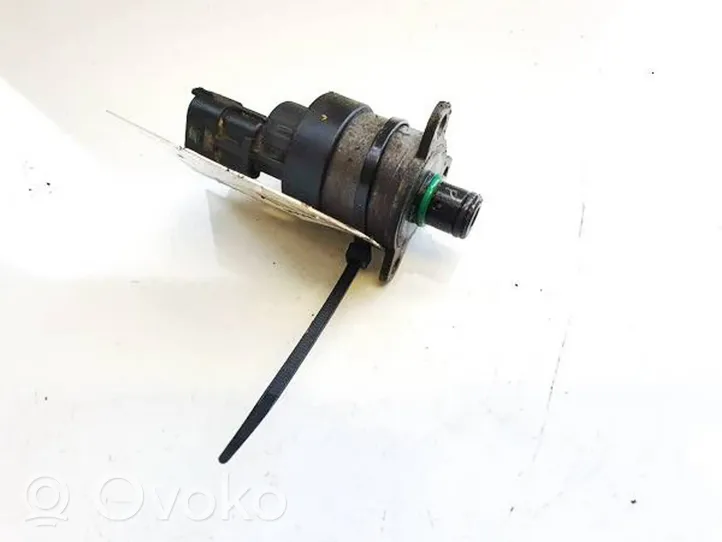 Volvo S60 Fuel pressure sensor 