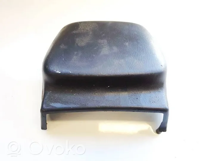 Nissan Primera Rivestimento del piantone del volante 484702f000