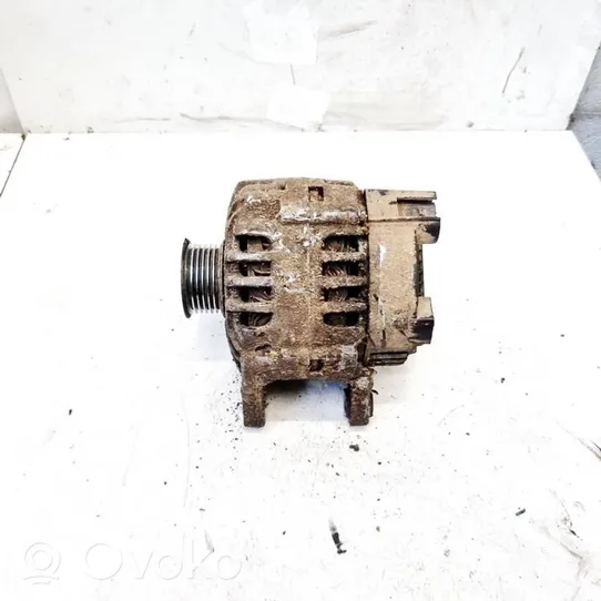 Volkswagen Polo IV 9N3 Generatore/alternatore 03d903025j