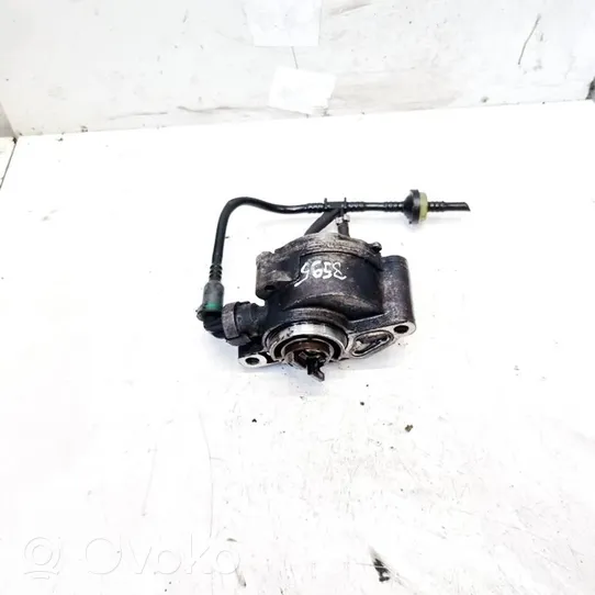 Mazda MPV Vacuum pump d1562b