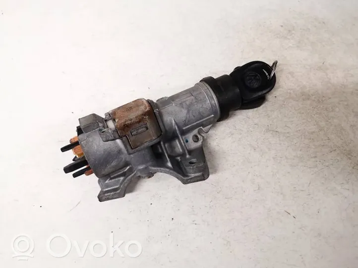 Volkswagen Polo Ignition lock 4b0905851n