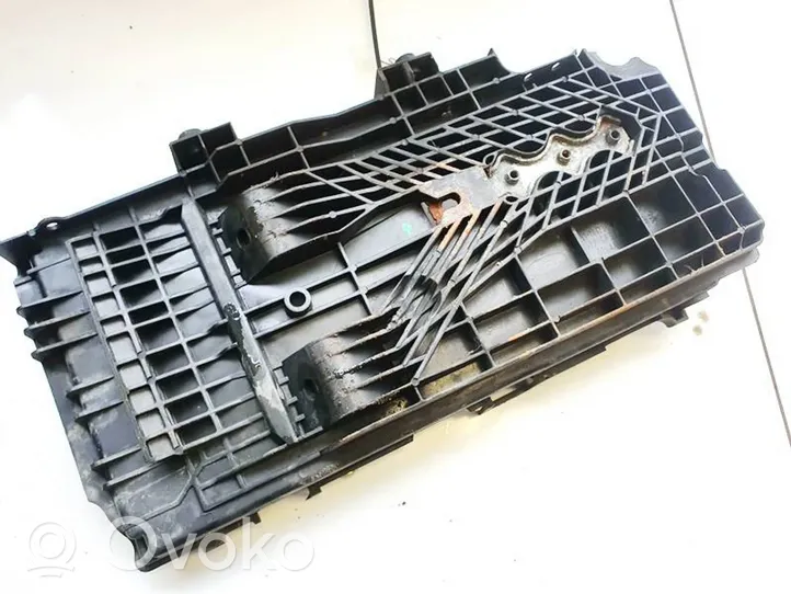 Ford Mondeo MK IV Vassoio scatola della batteria 6g9110723a