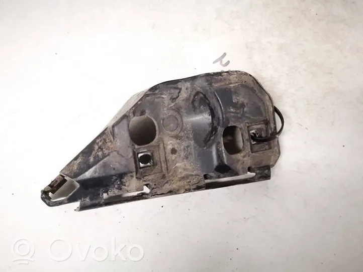 Volvo V50 Front bumper mounting bracket 31265397