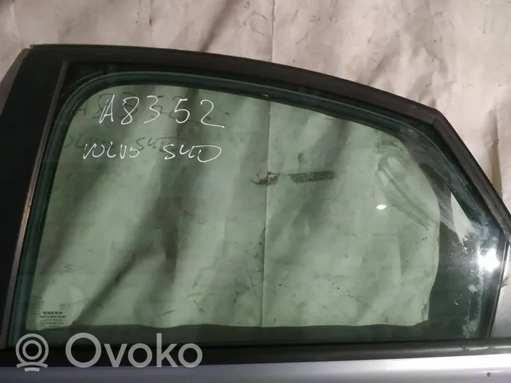 Volvo S40 Vetro del finestrino della portiera posteriore 