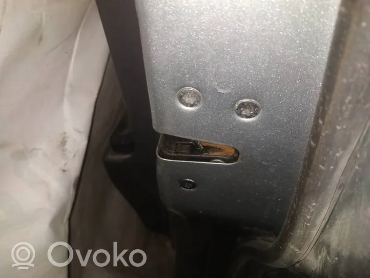 Volvo S40 Galinių durų spyna 