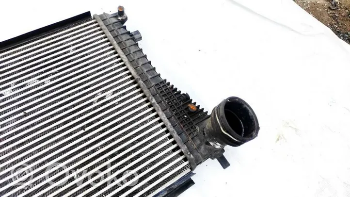 Volkswagen Golf Plus Chłodnica powietrza doładowującego / Intercooler 1K0145803E