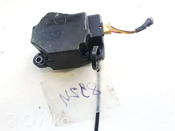 Volvo V50 Motor/activador trampilla de calefacción 4n5h19e616ac