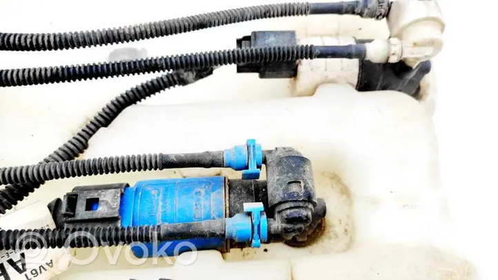 Ford C-MAX II Windscreen/windshield washer pump 