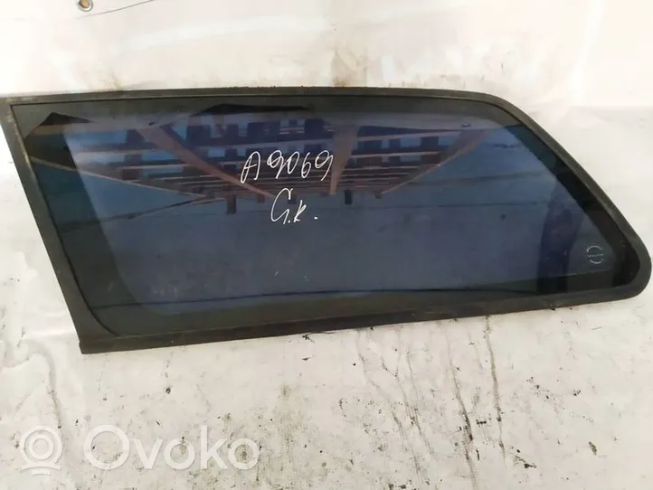 Volvo V50 Rear side window/glass 