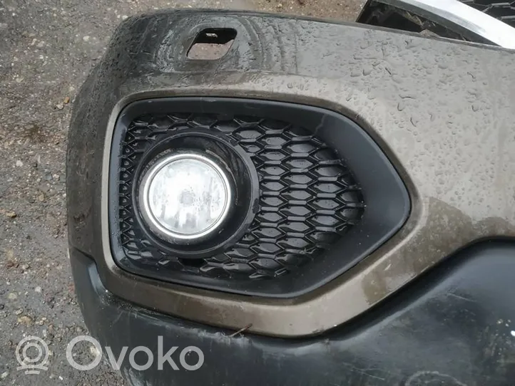 KIA Sorento Grotelės apatinės (trijų dalių) 