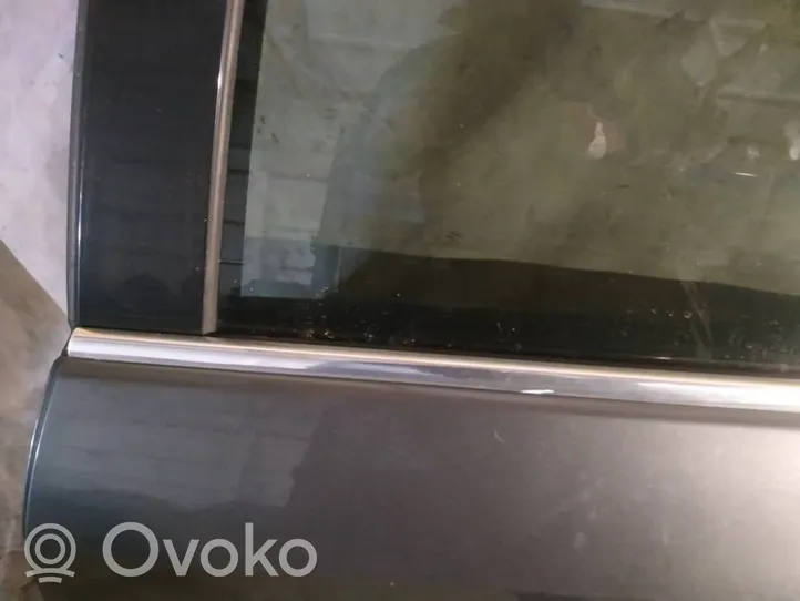 Opel Insignia A Takaoven lasin muotolista 