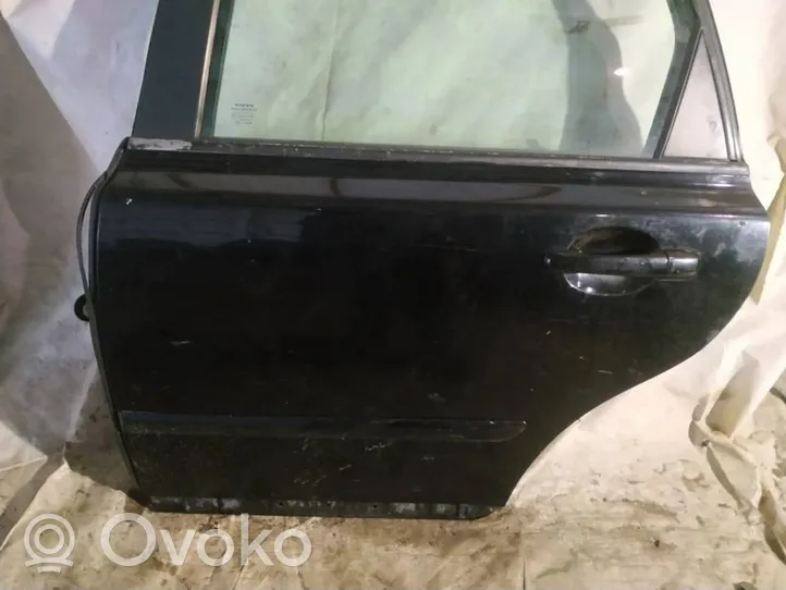 Volvo V50 Drzwi tylne juodos