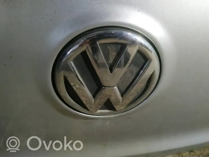 Volkswagen Golf VI Замок задней крышки (наружный) 