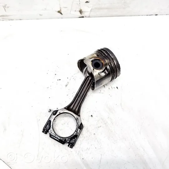 Volkswagen PASSAT B5 Piston with connecting rod 