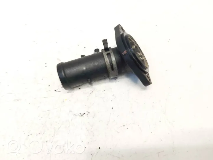 Volkswagen Polo IV 9N3 Tuyau de liquide de refroidissement moteur 045121121A