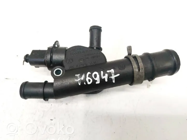 Volkswagen Polo IV 9N3 Tubo flessibile del liquido di raffreddamento del motore 038121132d