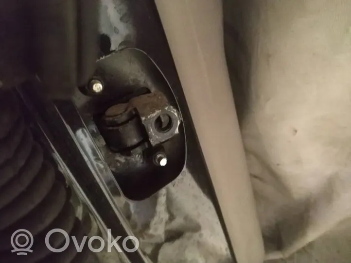 Volvo V50 Ogranicznik drzwi tylnych 