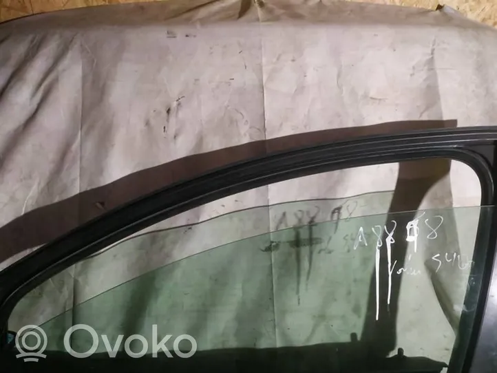 Volvo S40 Pagrindinis priekinių durų stiklas (keturdurio) 