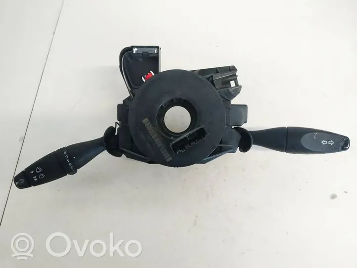 Ford Focus Rokturu komplekts 2M5T13N064CB