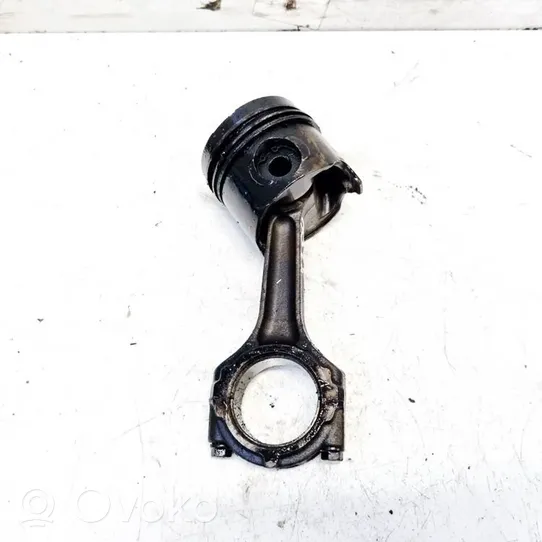 Volvo S40, V40 Piston with connecting rod 