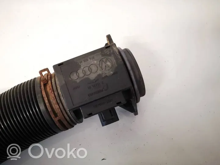 Volkswagen Golf III Mass air flow meter 074906461