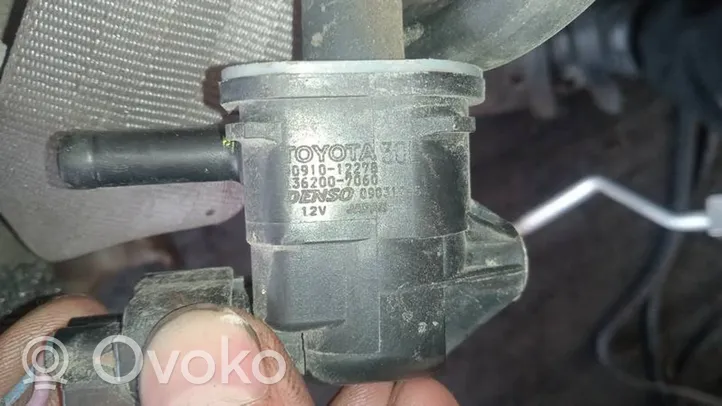 Toyota Urban Cruiser (XP110) Solenoidinis vožtuvas 9091012278