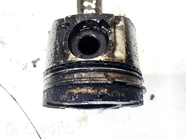 Opel Meriva A Piston with connecting rod 