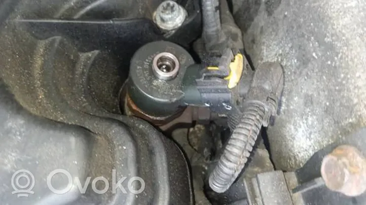 Opel Vectra C Inyector de combustible 0445110165