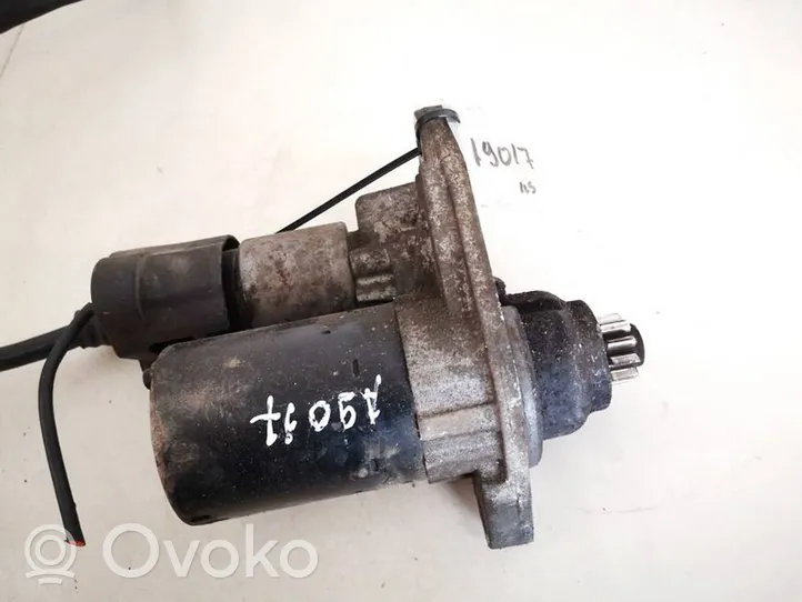 Volkswagen Tiguan Starter motor 001120406