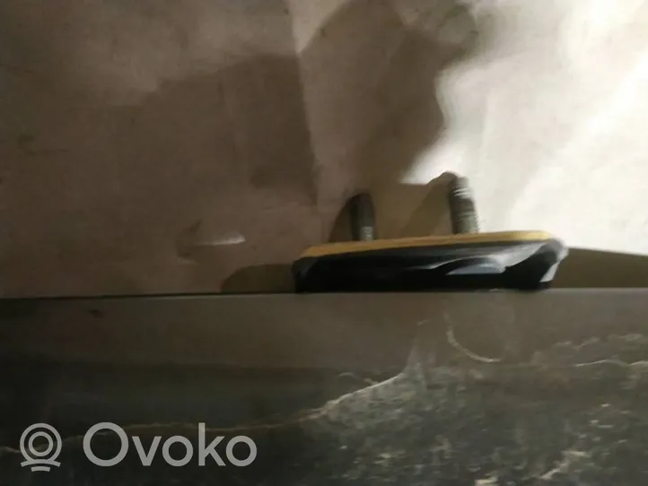 Volvo V50 Zawias klapy tylnej bagażnika 