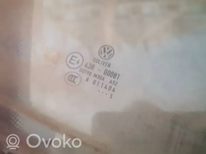 Volkswagen PASSAT B6 Vetro del deflettore posteriore 