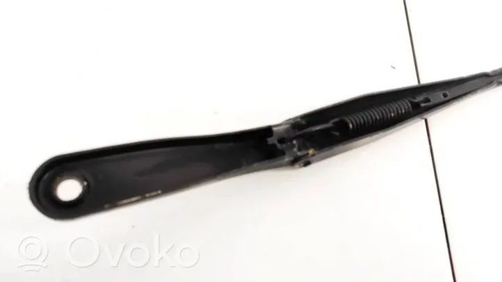 Opel Astra H Front wiper blade arm 13111220LH