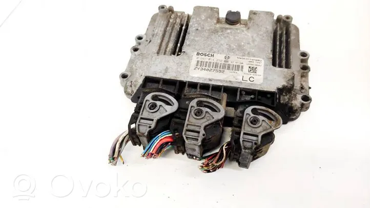 Toyota Yaris Sterownik / Moduł ECU 0281014232