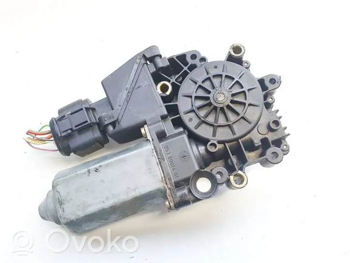 Audi A3 S3 8L Moteur de lève-vitre de porte avant 119024113