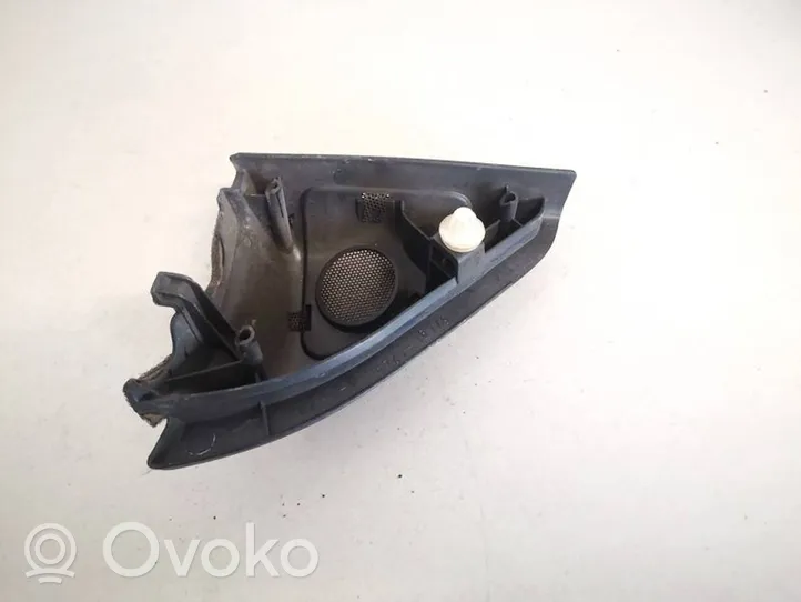 Toyota Corolla E120 E130 Cita veida salona detaļa 6749112480